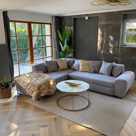 Serenity Prague Villa With Garden Jacuzzi Luaran gambar
