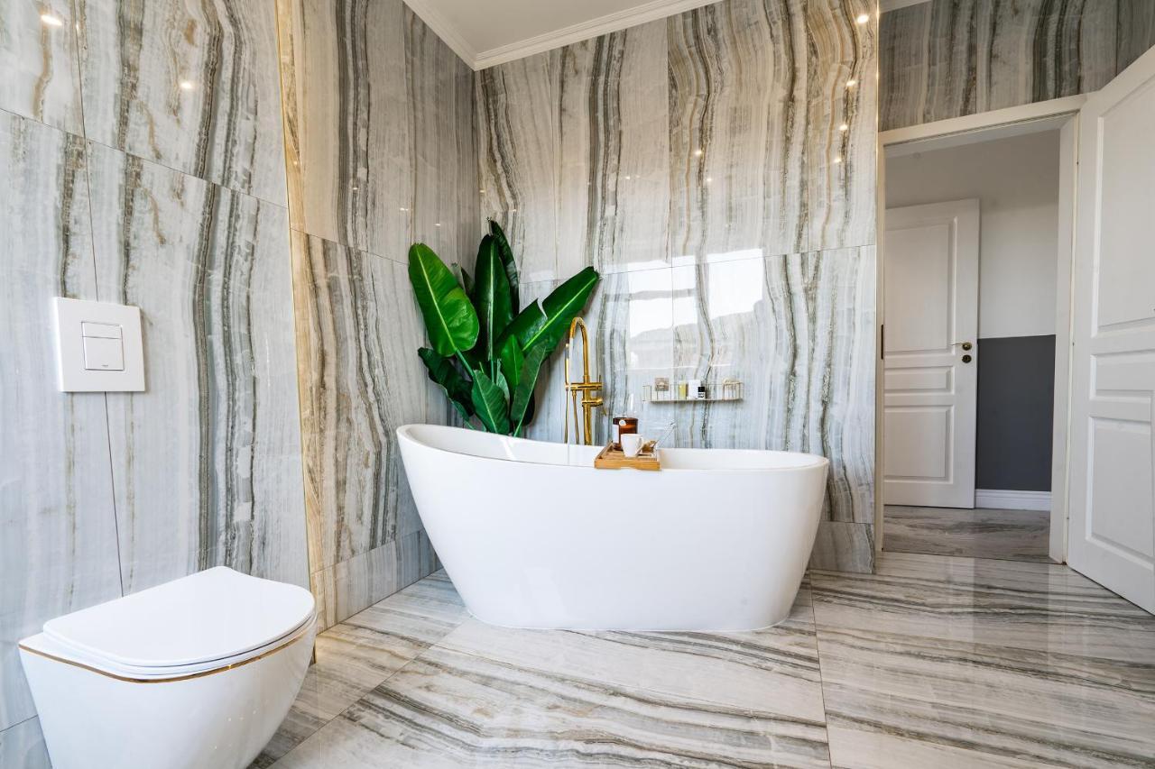 Serenity Prague Villa With Garden Jacuzzi Luaran gambar