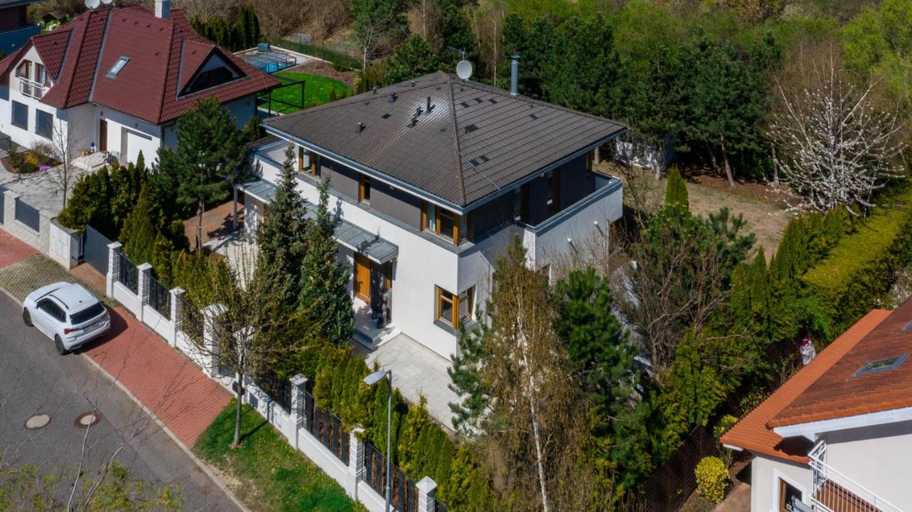 Serenity Prague Villa With Garden Jacuzzi Luaran gambar
